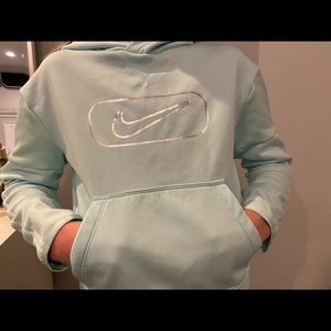 ⭐️⭐️NIKE YOUTH GIRLS SWEATSHIRT⭐️⭐️